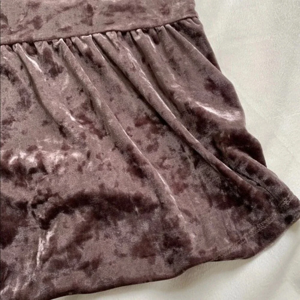 Pleione Blouse - Picture 7 of 8